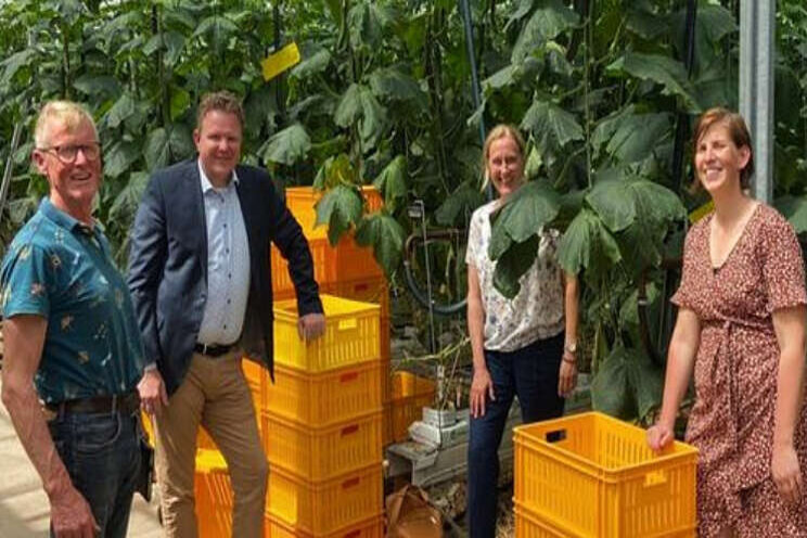 Adri Bom-Lemstra brengt werkbezoek aan Drenthe Adri Bom-Lemstra brengt werkbezoek aan Drenthe